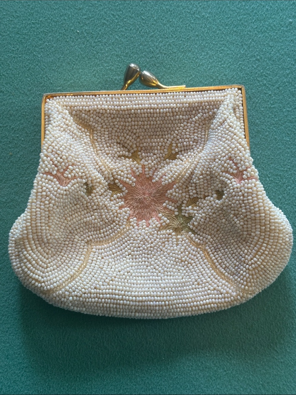 Vintage Victorian Beaded Ivory Floral Kiss-Lock Coin Purse